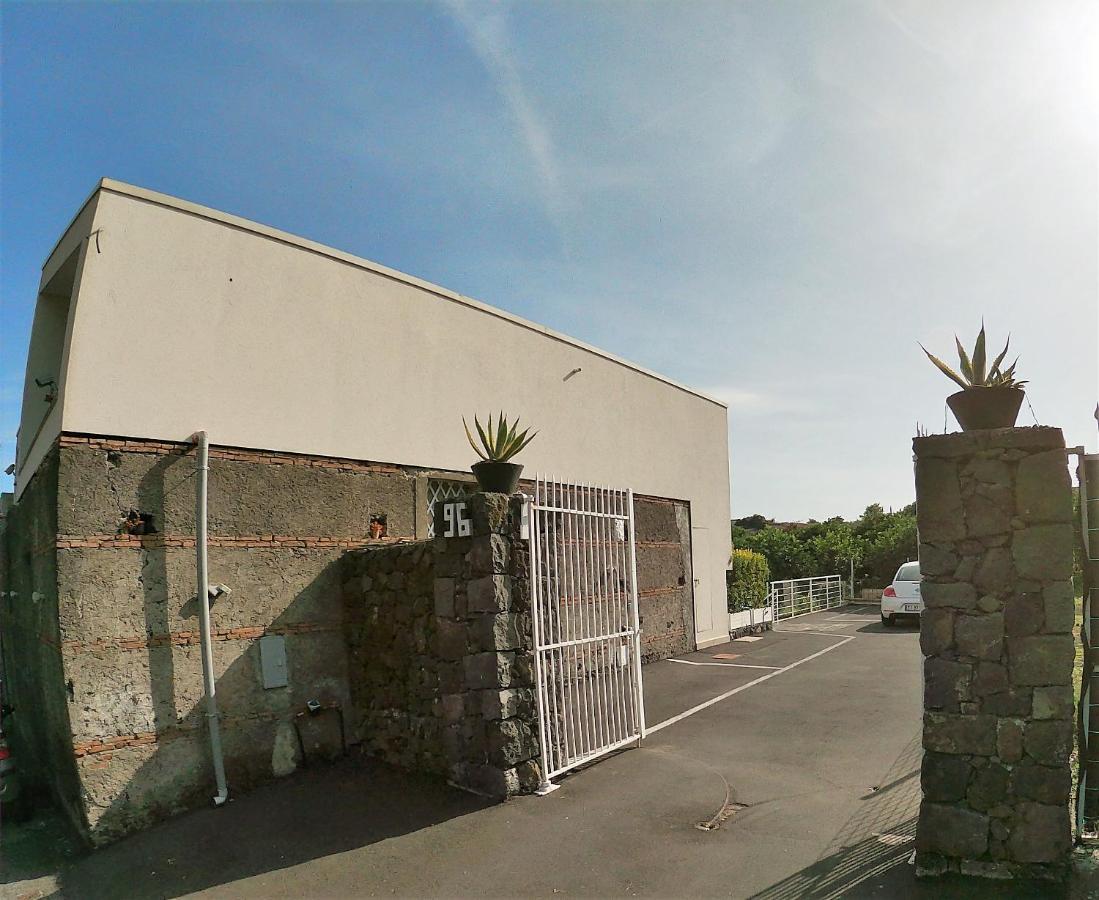 Casa A'Ispenza Santa Venerina Exterior foto